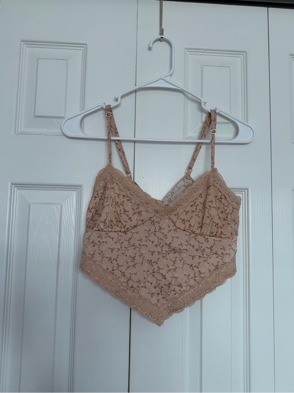 Forever 21 Dusty Blush Floral Lace Top